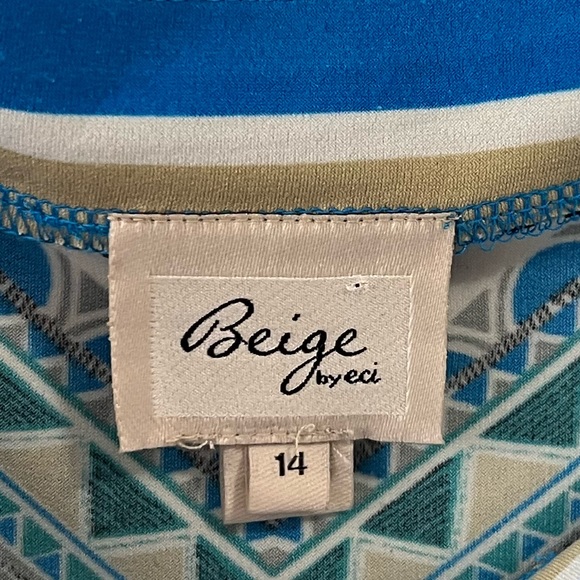 Beige by eci shift dress size 14 but fits like size 10 - Picture 3 of 3